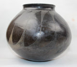 Vintage Mata Ortiz Blackware Olla, by E Ortiz,  Mid 19th Century, #1437 SOLD