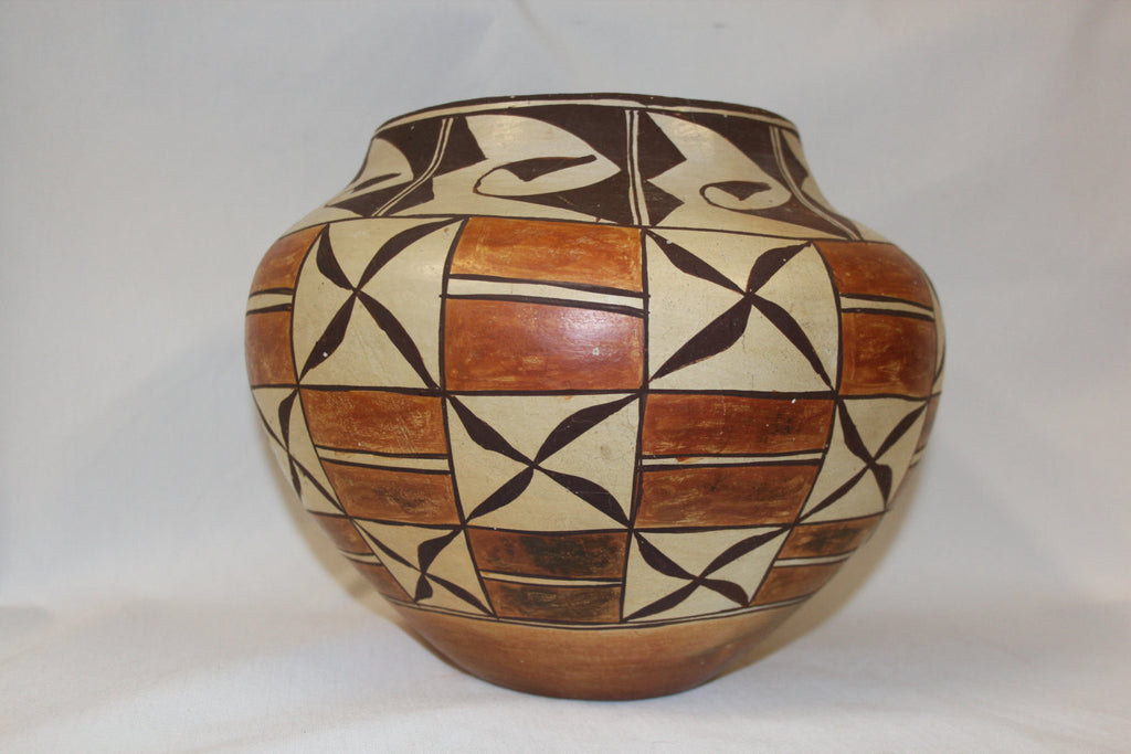 Arizona Pottery : Native American Laguna Pottery Jar #151