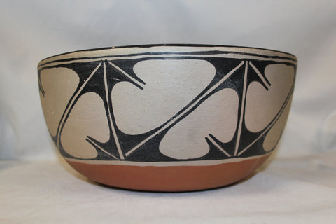 Santa Domingo : Outstanding Santa Domingo Dough Bowl by Alvina Garcia #257 Sold